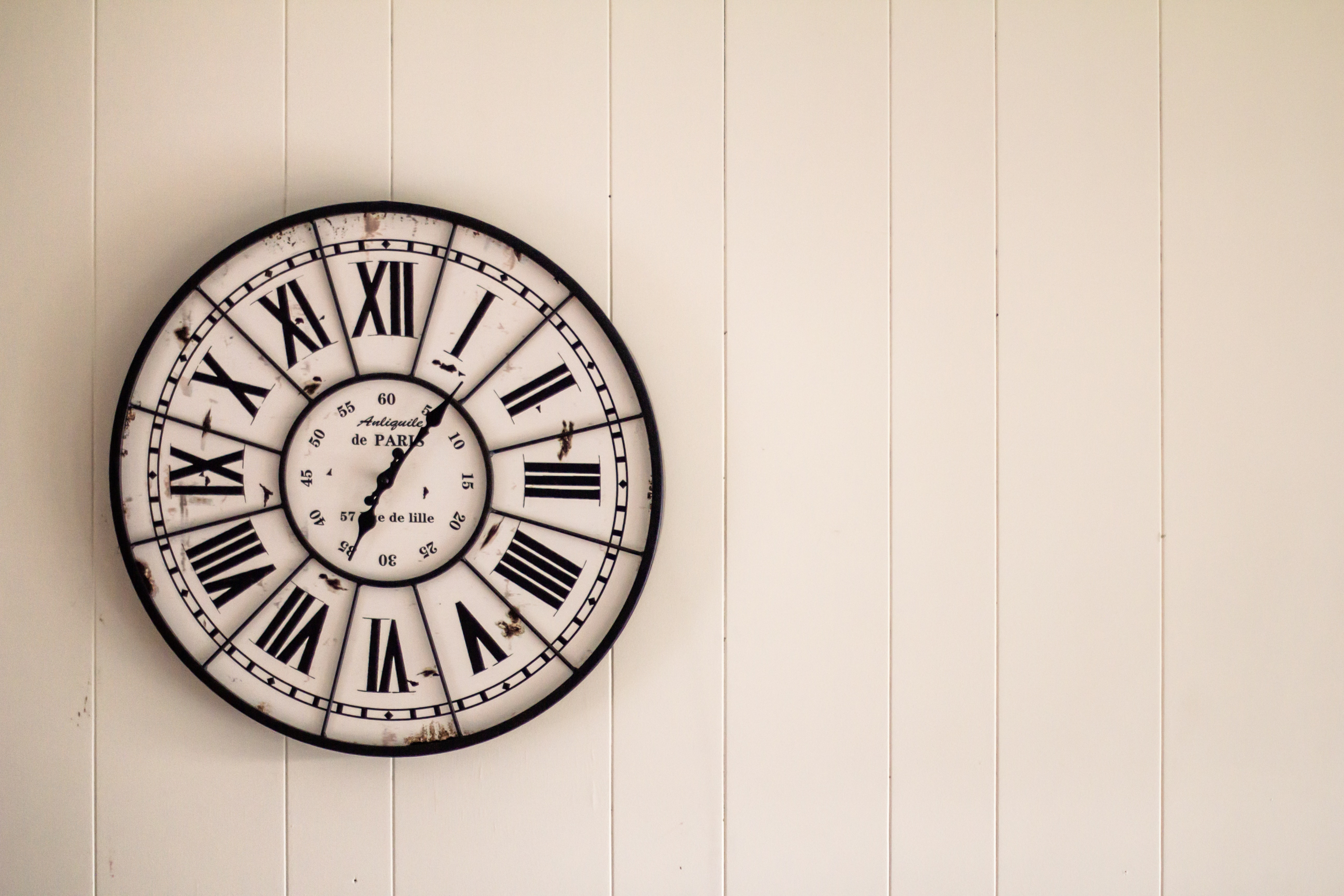 Shop for Statement Clocks at These Stores in Redmond
